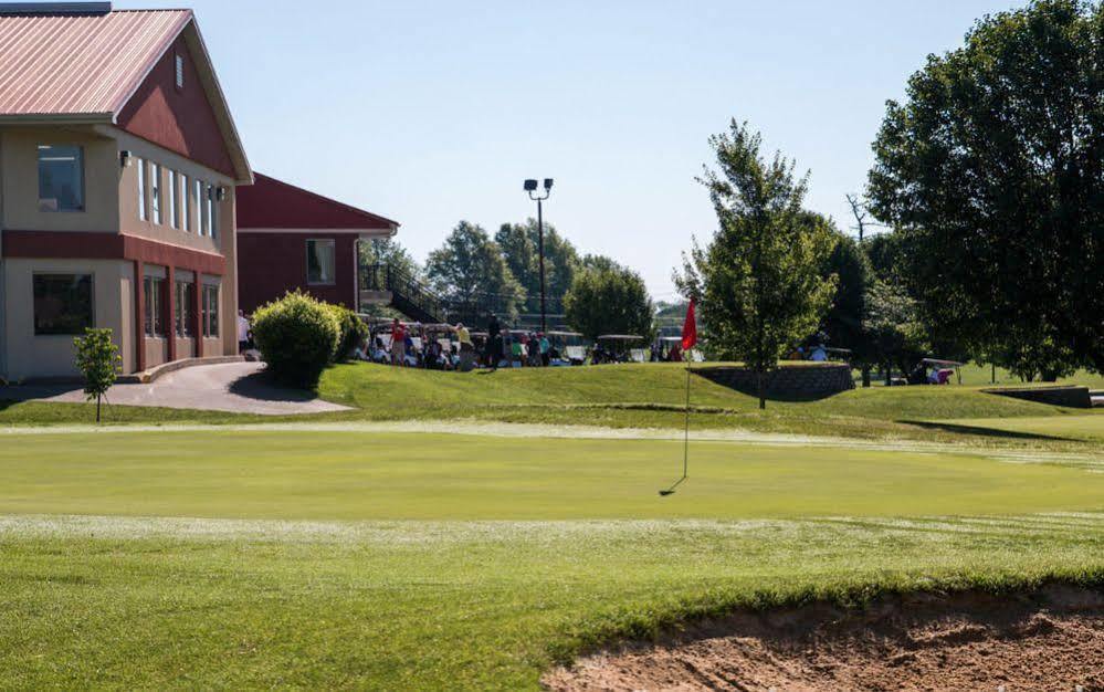 Bright Leaf Golf Resort Harrodsburg Экстерьер фото