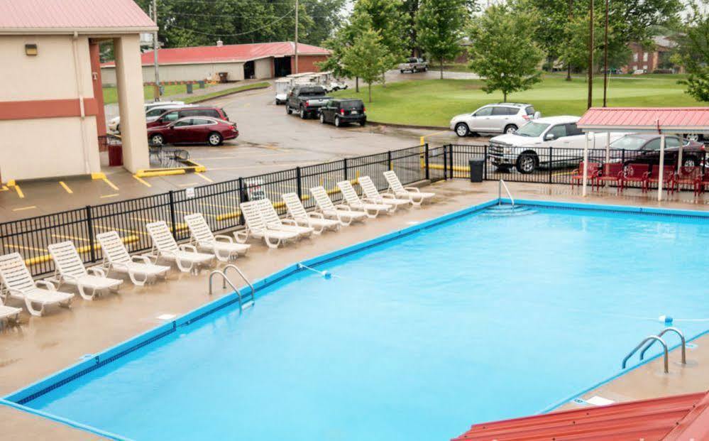 Bright Leaf Golf Resort Harrodsburg Экстерьер фото